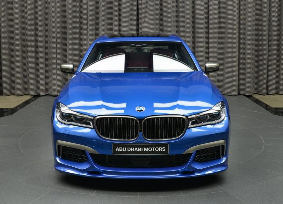  BMW M760Li xDrive by Abu Dhabi Motors 2017 года  (фото 13 из 17)